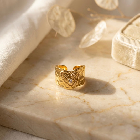 GOLDEN HEART RING