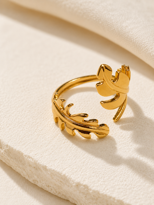 LEAFY RING