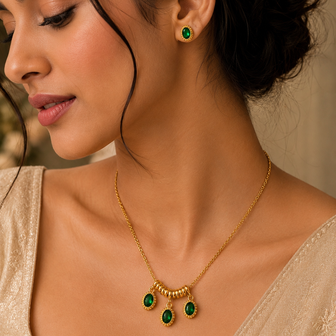 TRIO STONE PENDANT SET