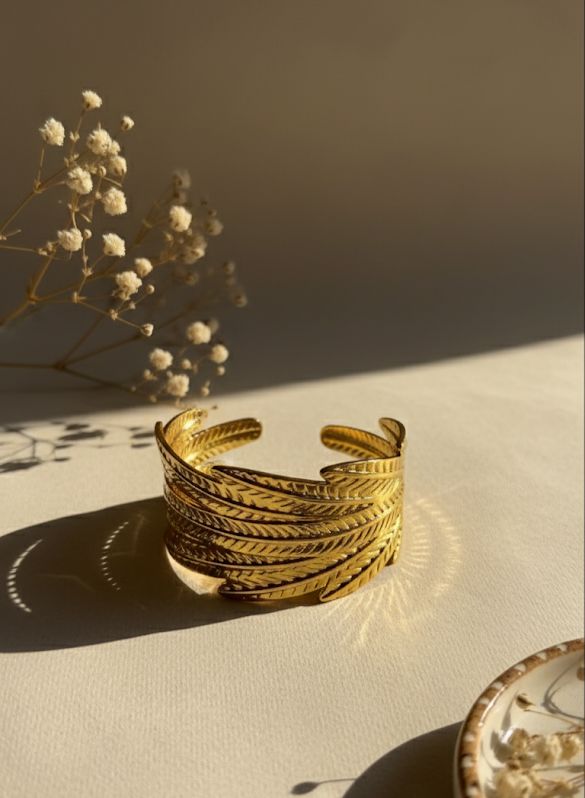 LEAFLET CUFF - The Shine SHACK