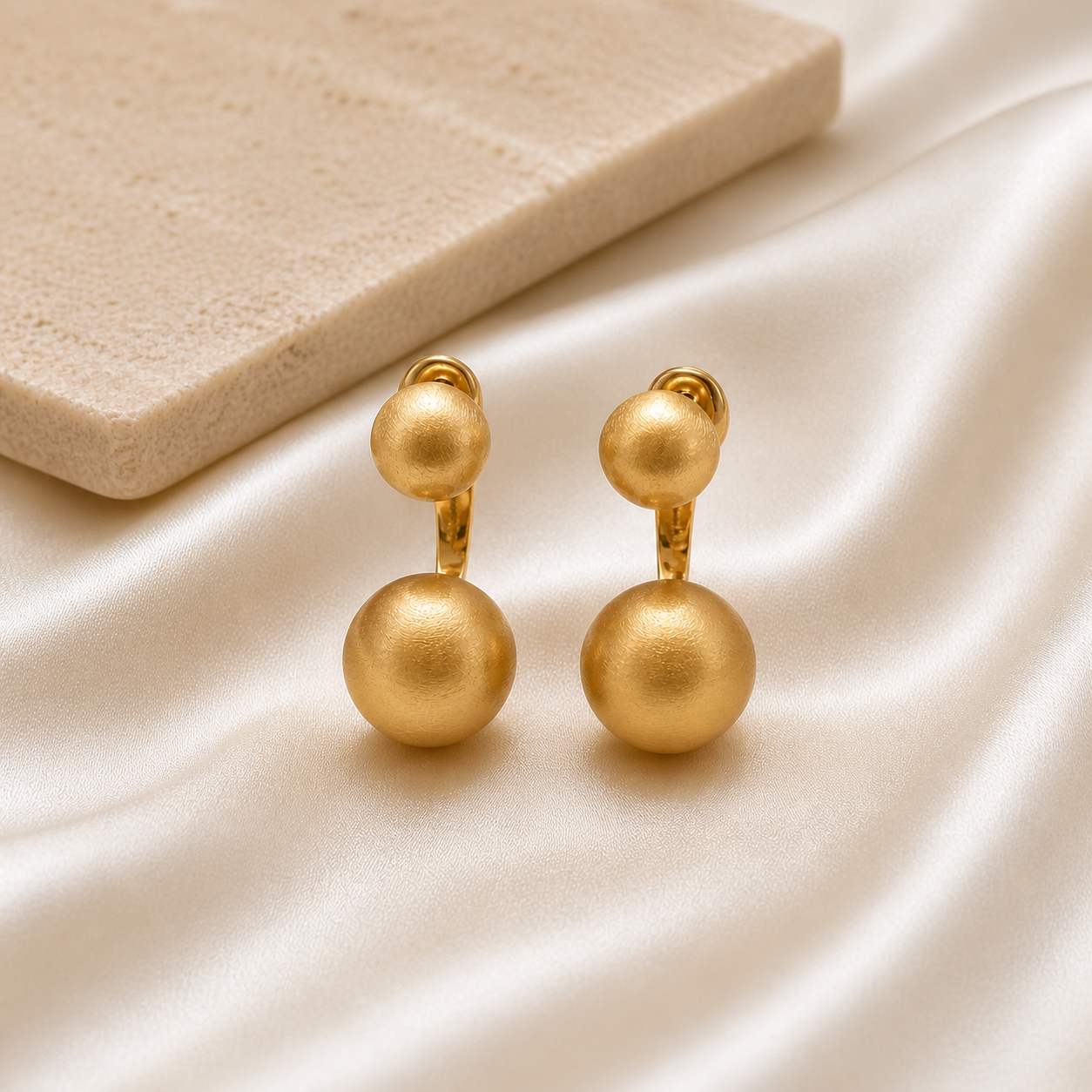 GOLDEN DROPS EARRINGS