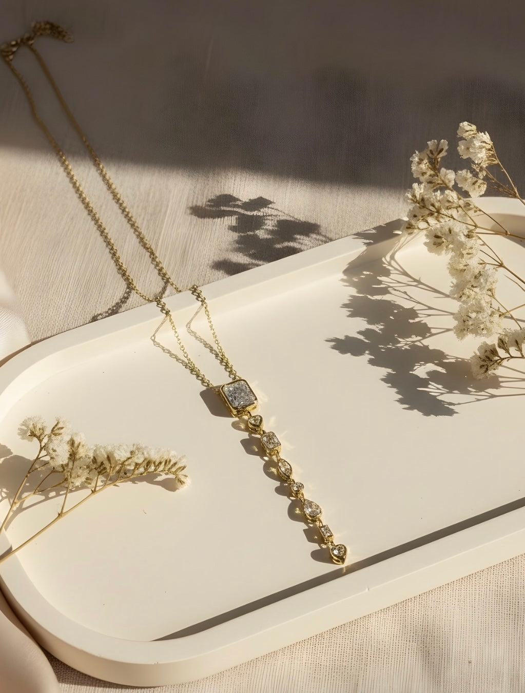 AURA NECKLACE