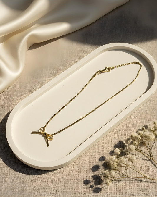 BOW NECKLACE